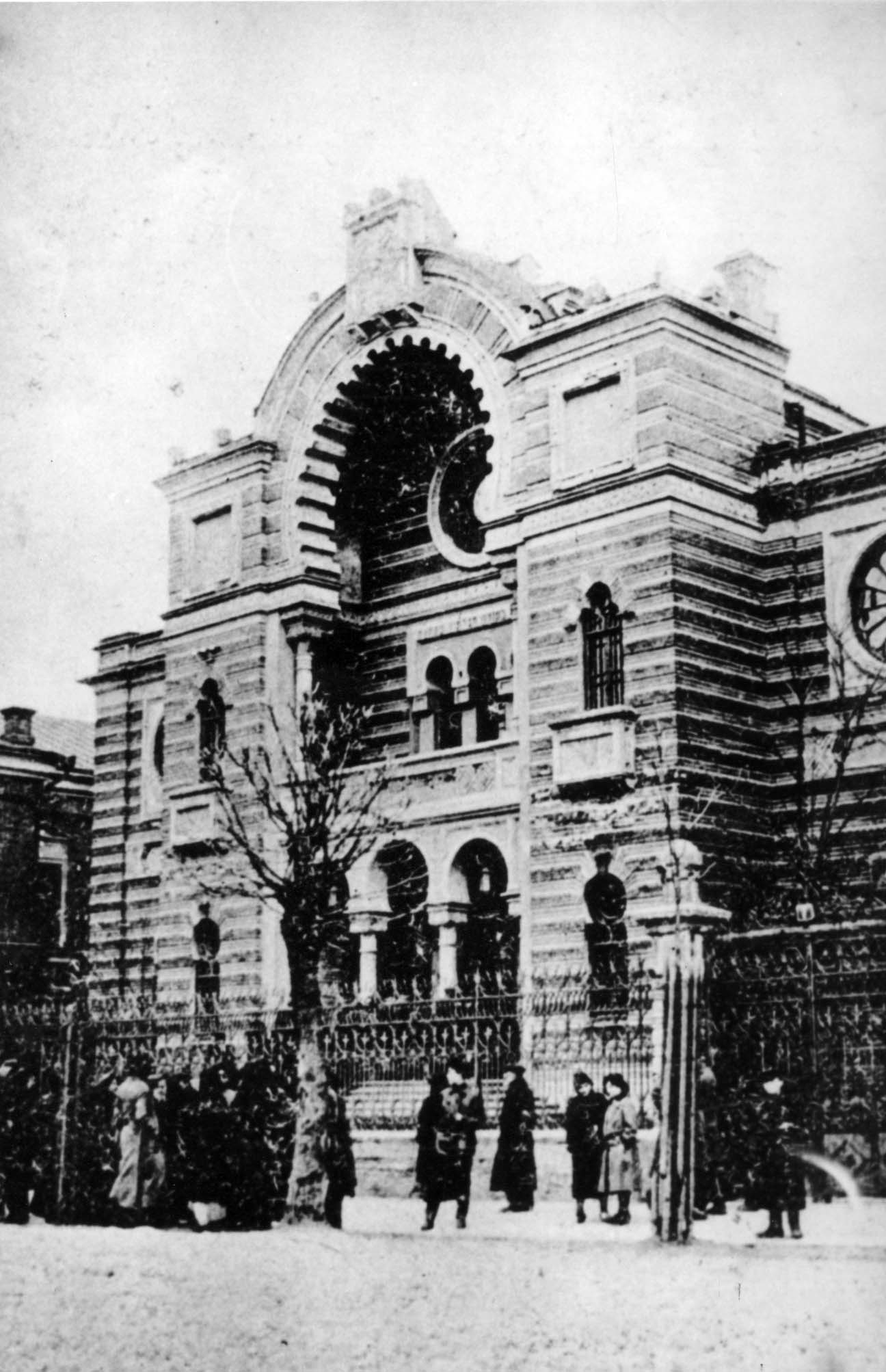 The Minsk Choral Synagogue, which housed the Belarusian State Jewish Theater in the interwar period